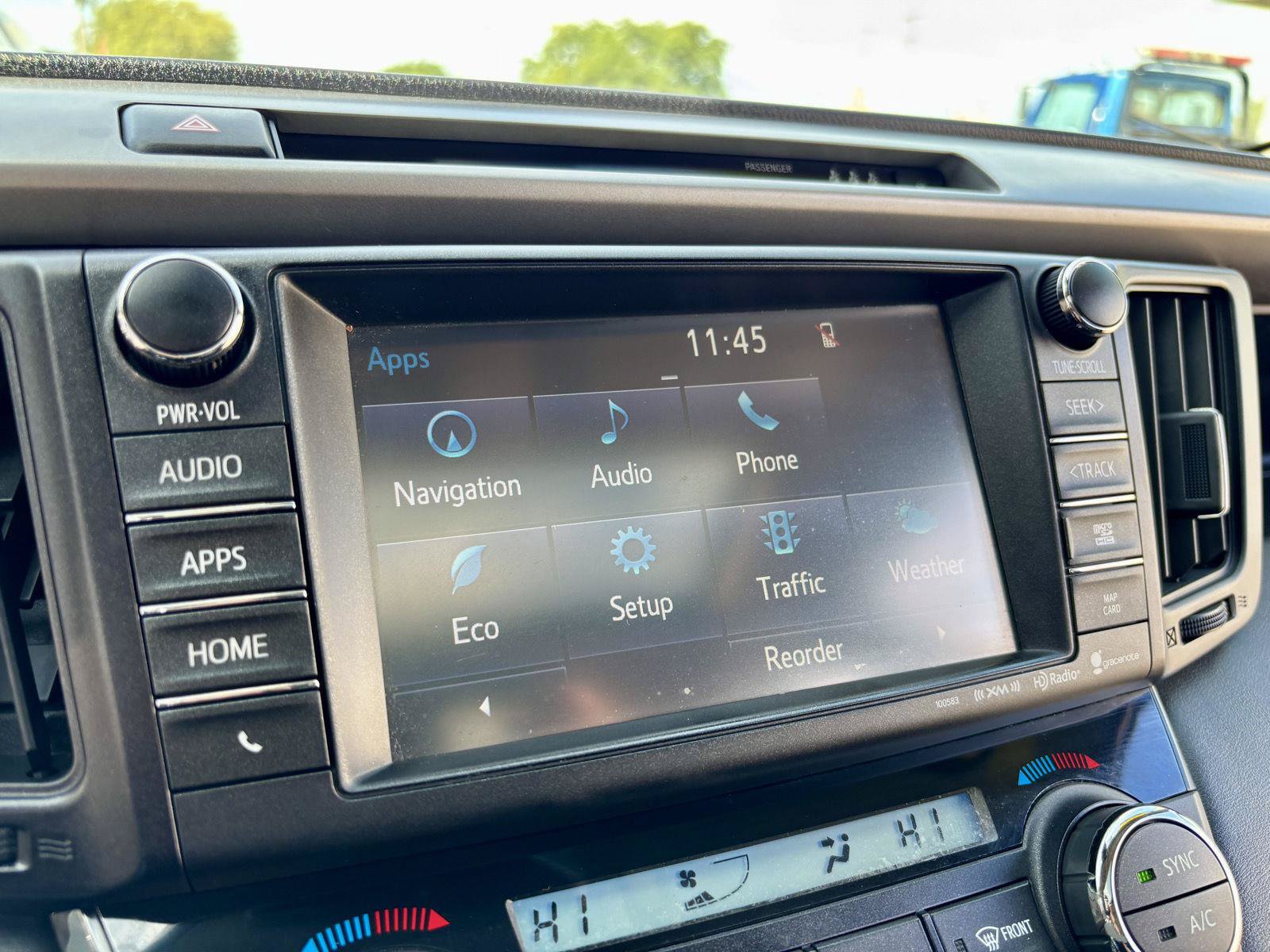 Used 2017 Toyota RAV4 Limited AWD/4WD image 29