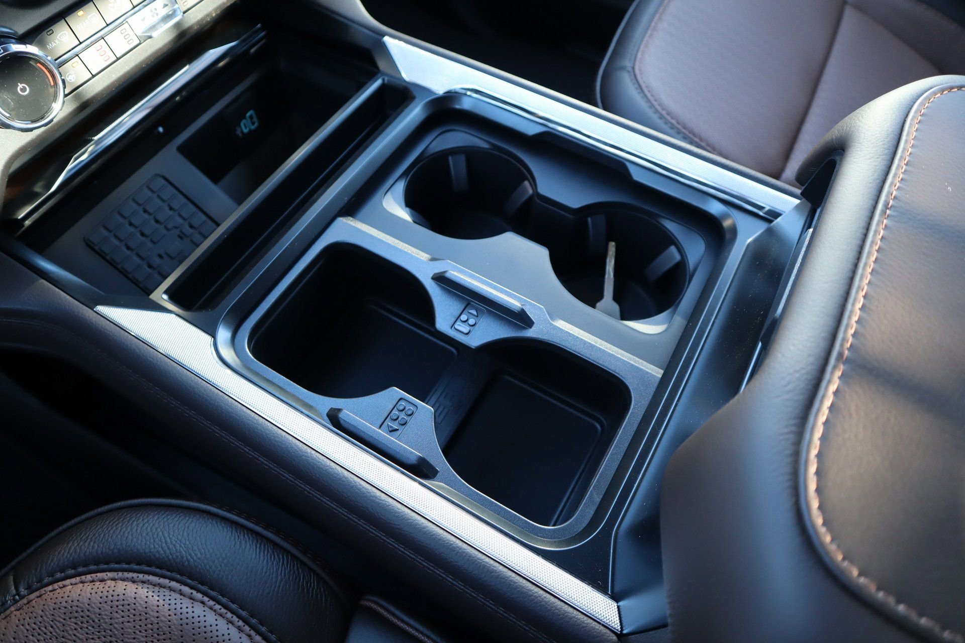 New 2026 Ford F350 King Ranch w/ Chrome Package image 10