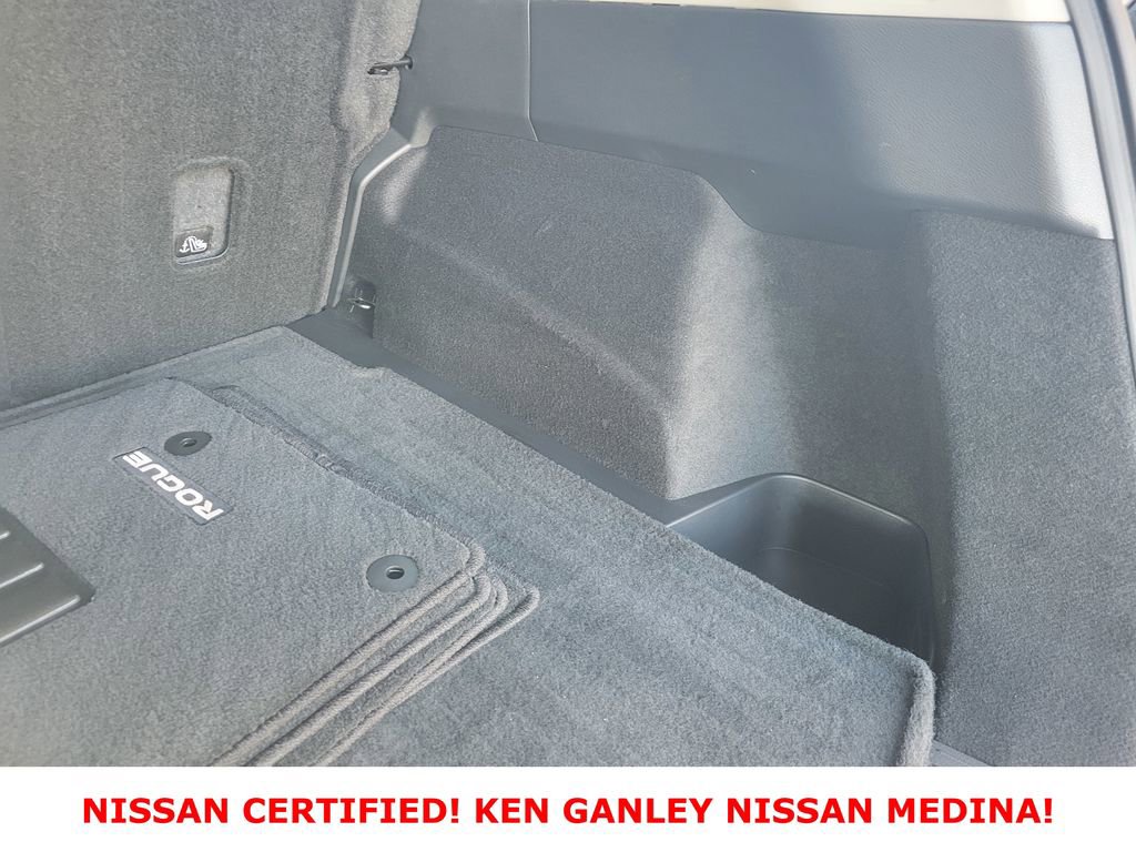 Certified 2023 Nissan Rogue SV image 44