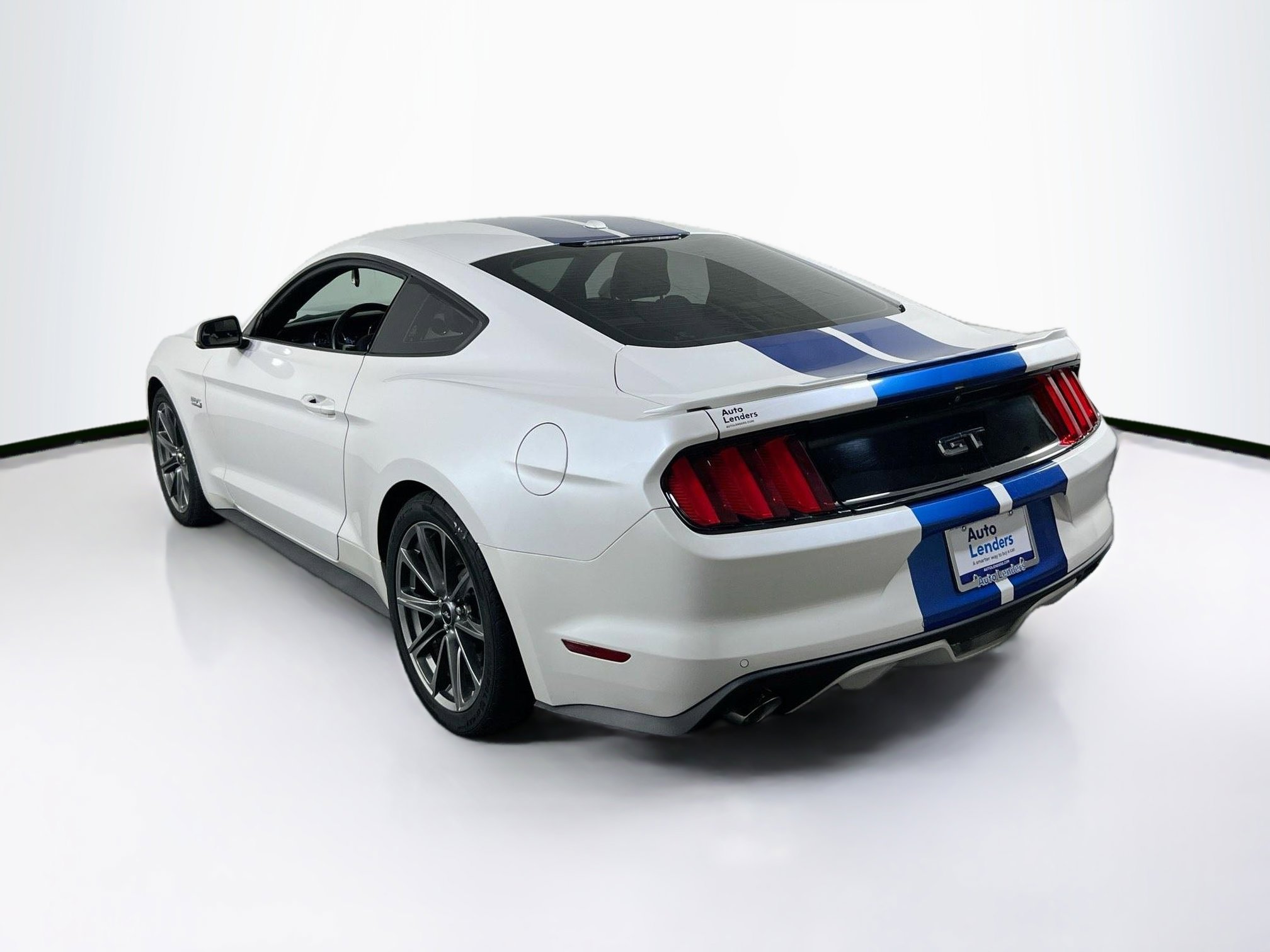 Used 2017 Ford Mustang GT Premium w/ Equipment Group 401A image 7