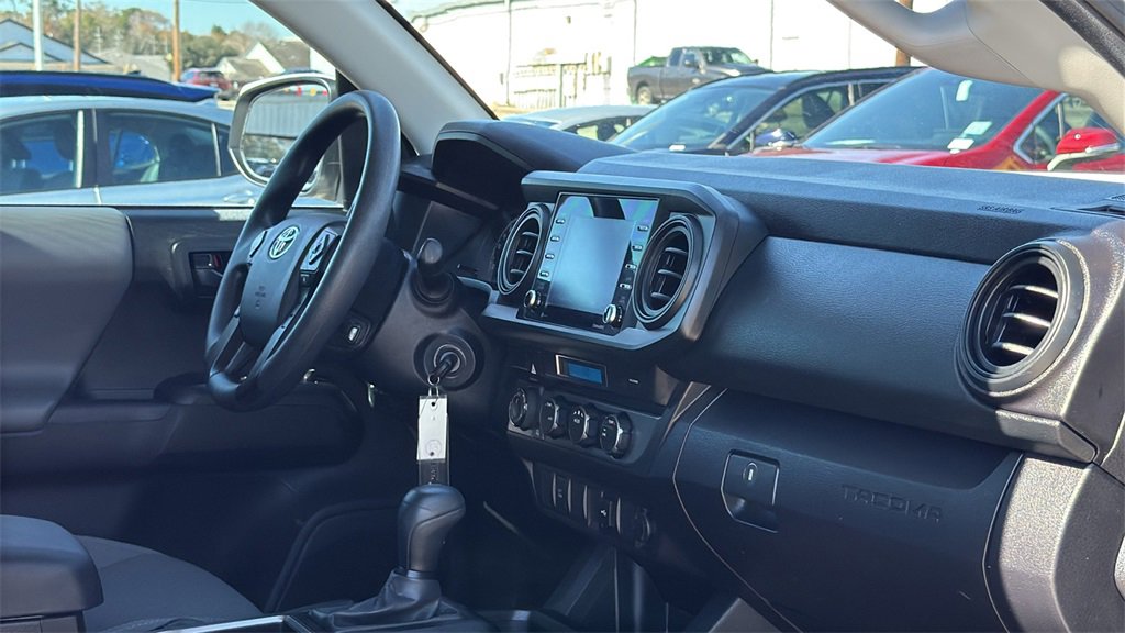 Used 2023 Toyota Tacoma SR image 31