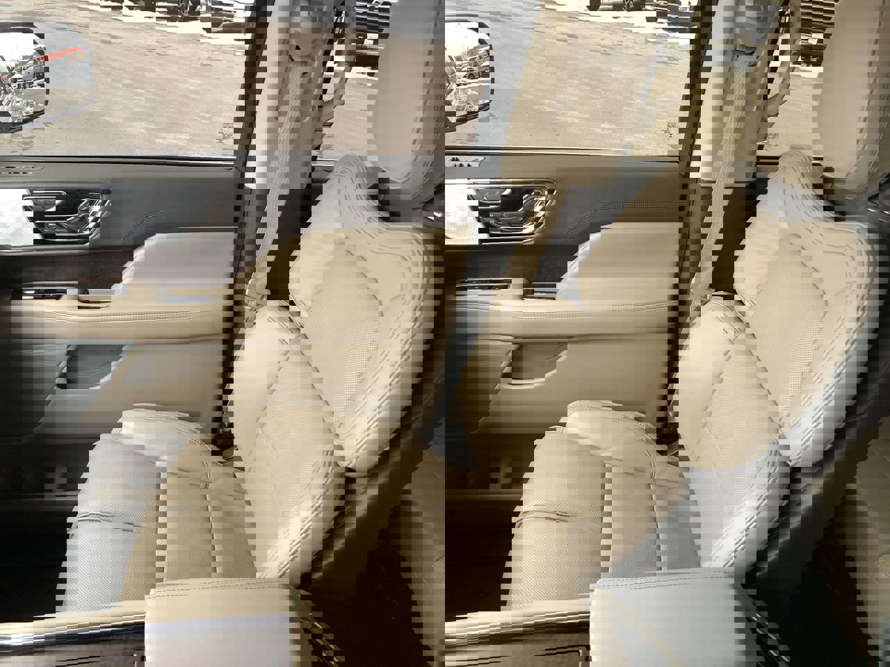 Used 2024 Lincoln Navigator Reserve image 22