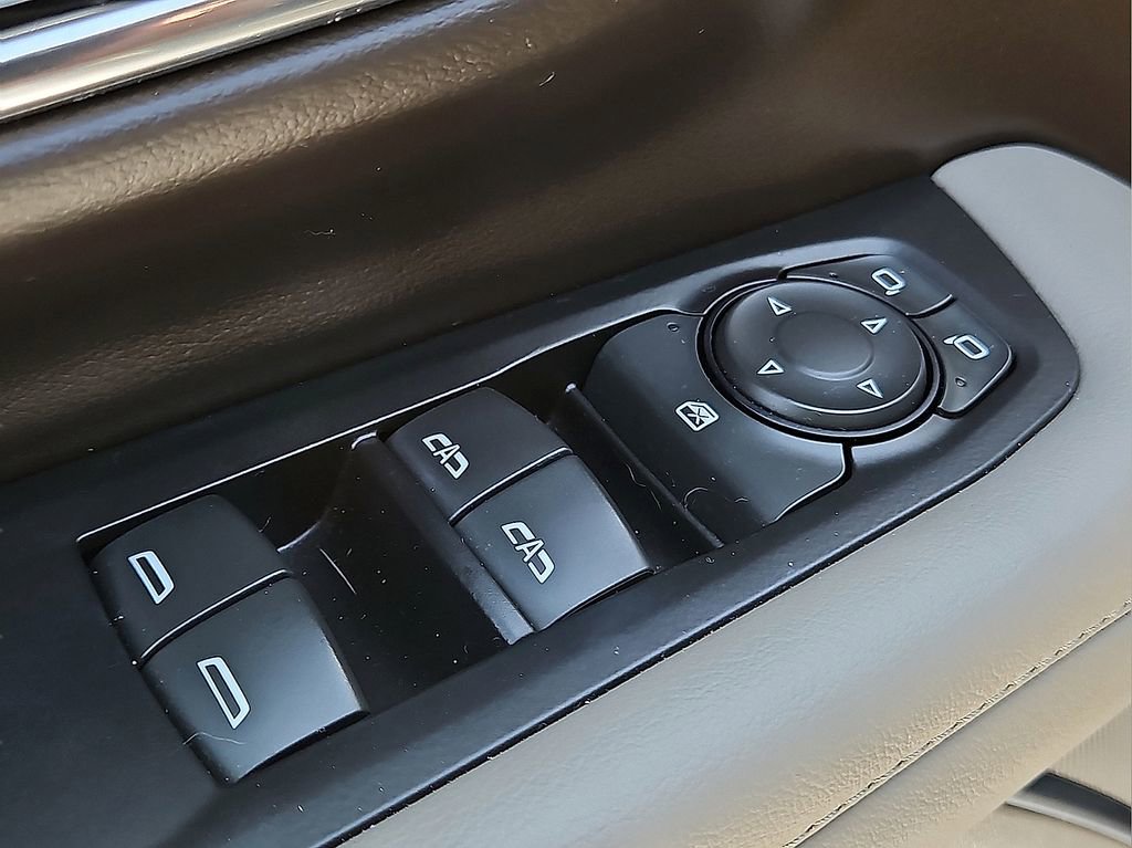 Used 2023 Chevrolet Tahoe LS RWD image 17