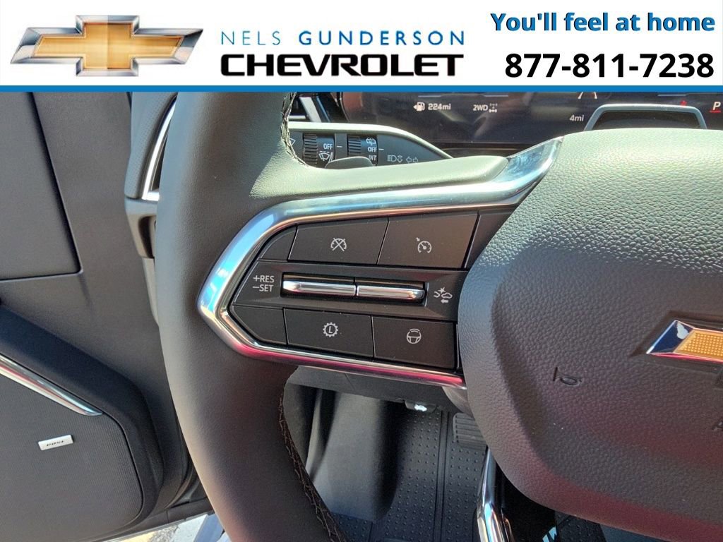 New 2026 Chevrolet Suburban High Country image 34