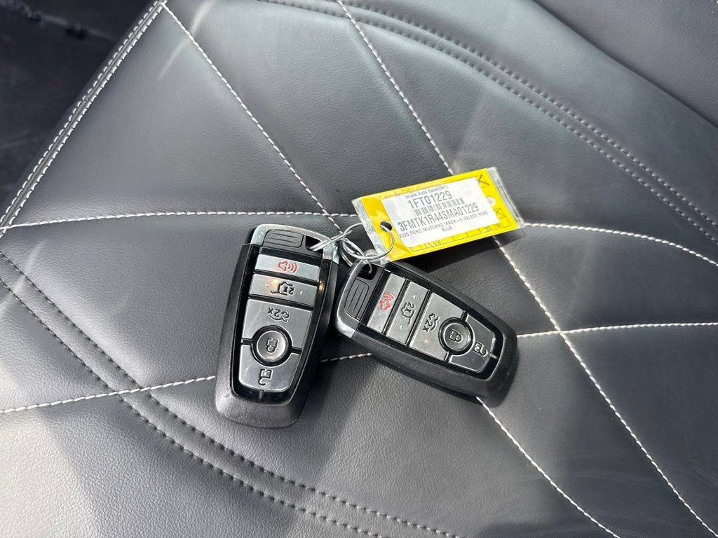 Used 2025 Ford Mustang Mach-E Select w/ Comfort Package Lite RWD image 22