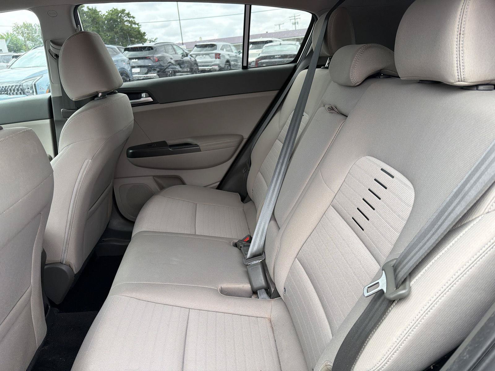 Used 2018 Kia Sportage LX FWD image 6