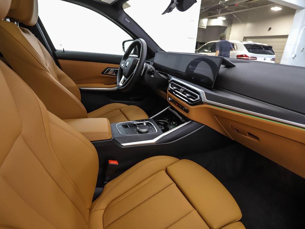 Certified 2023 BMW 330i xDrive Sedan w/ Premium Package AWD/4WD image 30