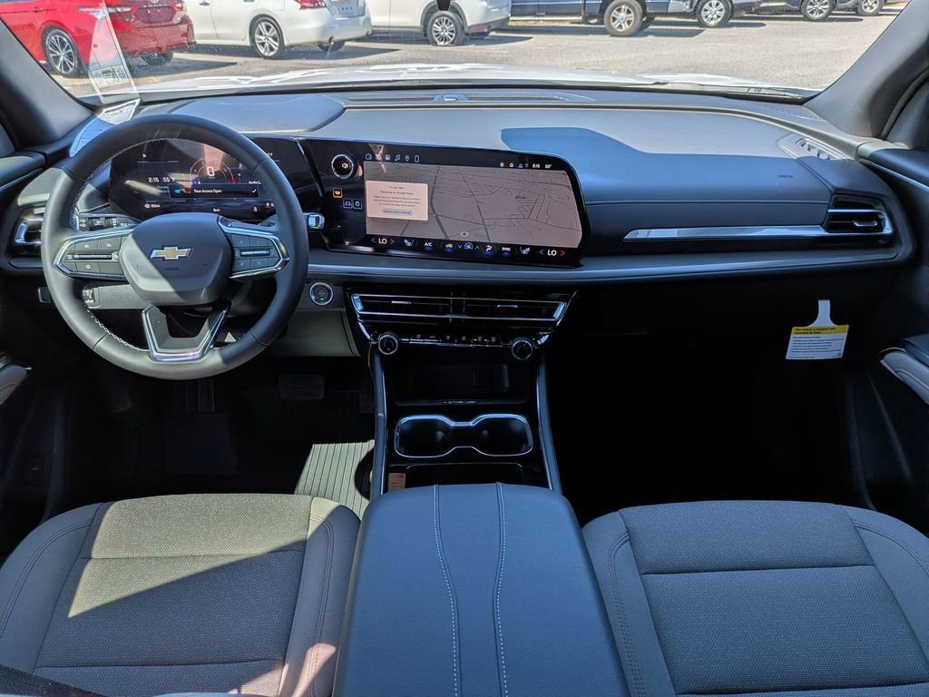 New 2026 Chevrolet Traverse LT w/ LPO, Floor Liner Package FWD image 24