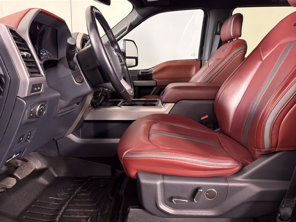 Used 2022 Ford F350 Platinum AWD/4WD image 20