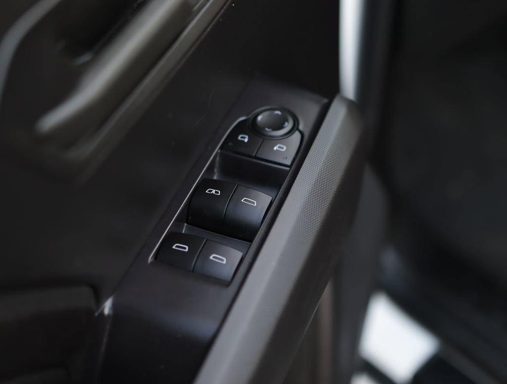 Certified 2023 Chevrolet Colorado Trail Boss w/ Technology Package image 26