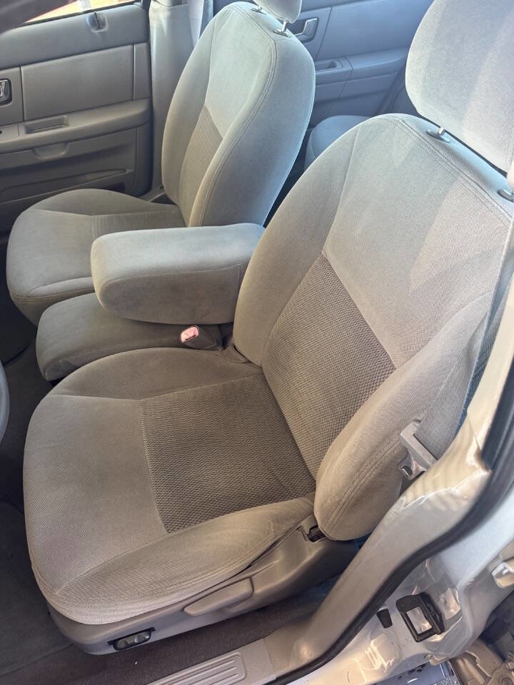 Used 2003 Ford Taurus SES image 12
