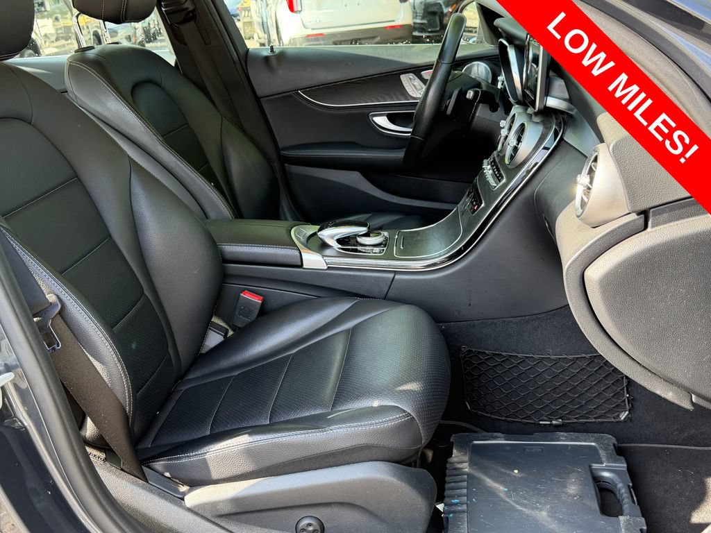 Used 2015 Mercedes-Benz C 300 4MATIC Sedan image 22