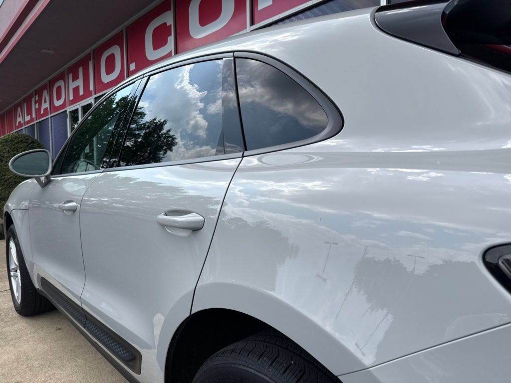 Used 2024 Porsche Macan Turbo AWD/4WD image 14