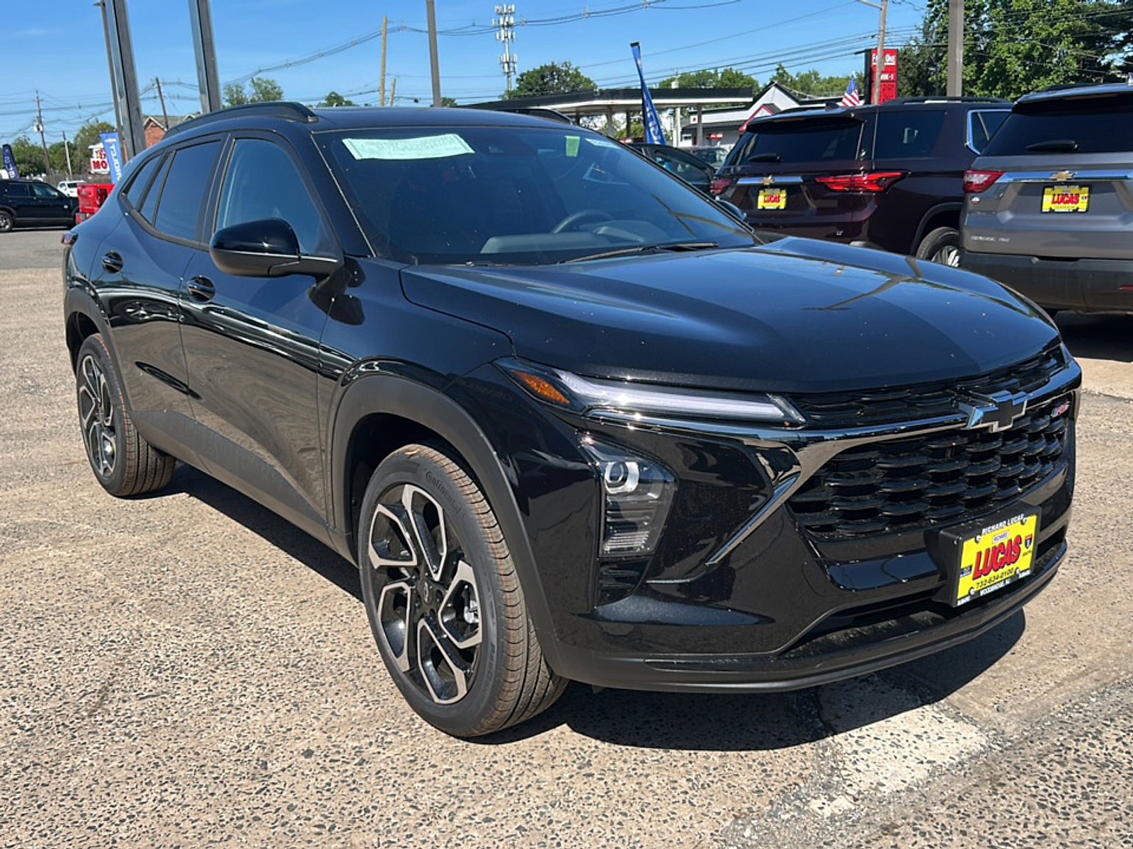 New 2026 Chevrolet Trax RS w/ Sunroof Package FWD image 5