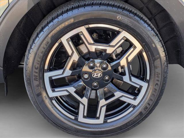 Used 2025 Hyundai Santa Cruz Limited image 24