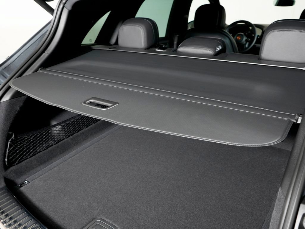 Certified 2026 Porsche Cayenne AWD/4WD image 13
