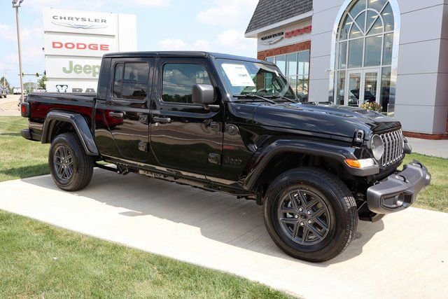 New 2025 Jeep Gladiator Sport image 3