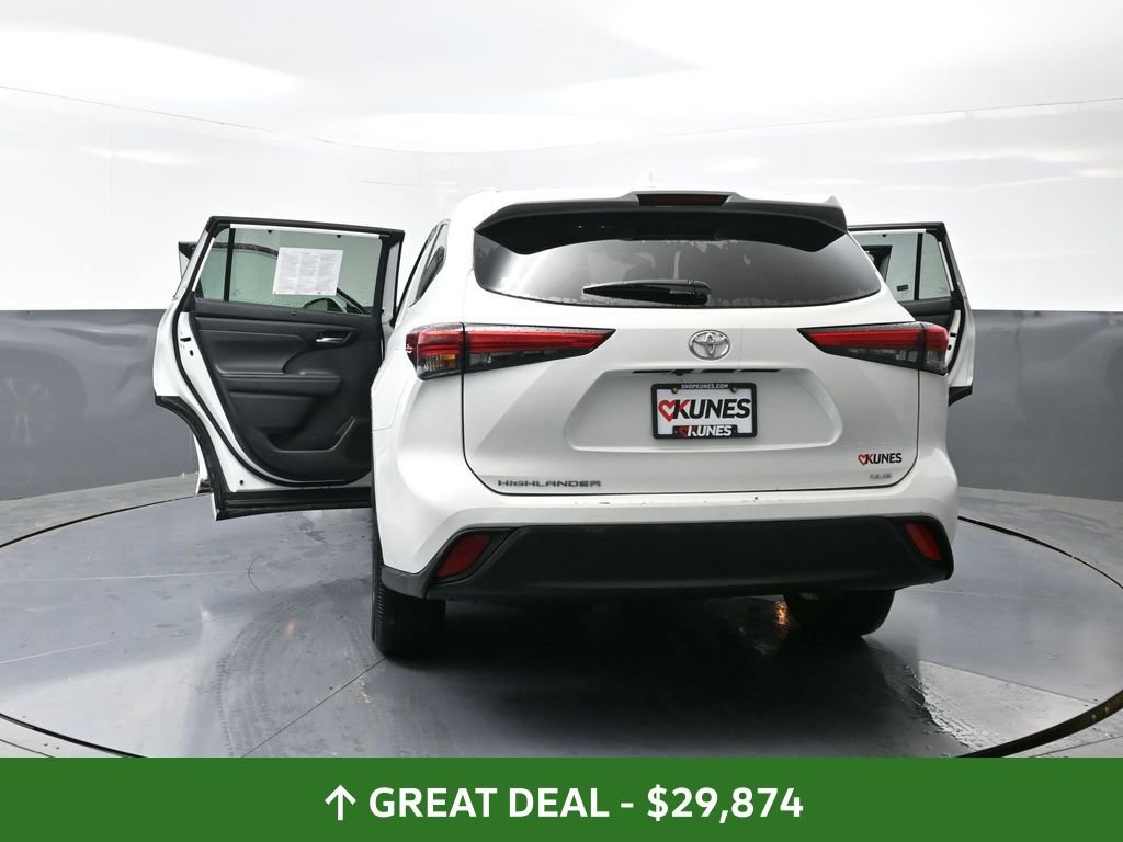 Used 2023 Toyota Highlander XLE image 63