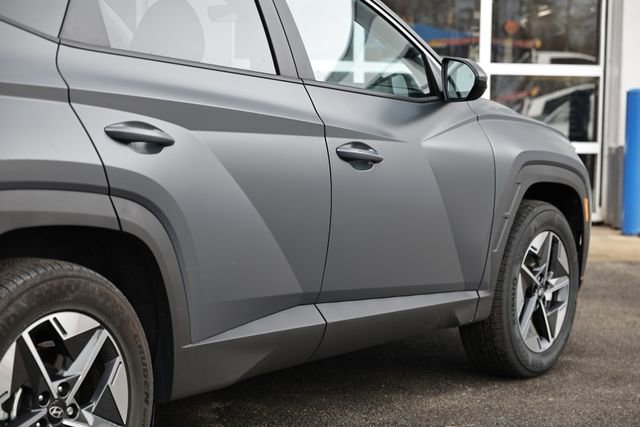 Certified 2025 Hyundai Tucson SEL image 9