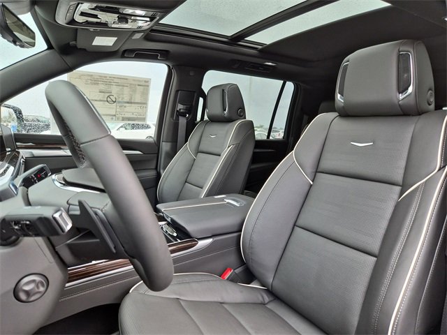 New 2026 Cadillac Escalade ESV Luxury image 16