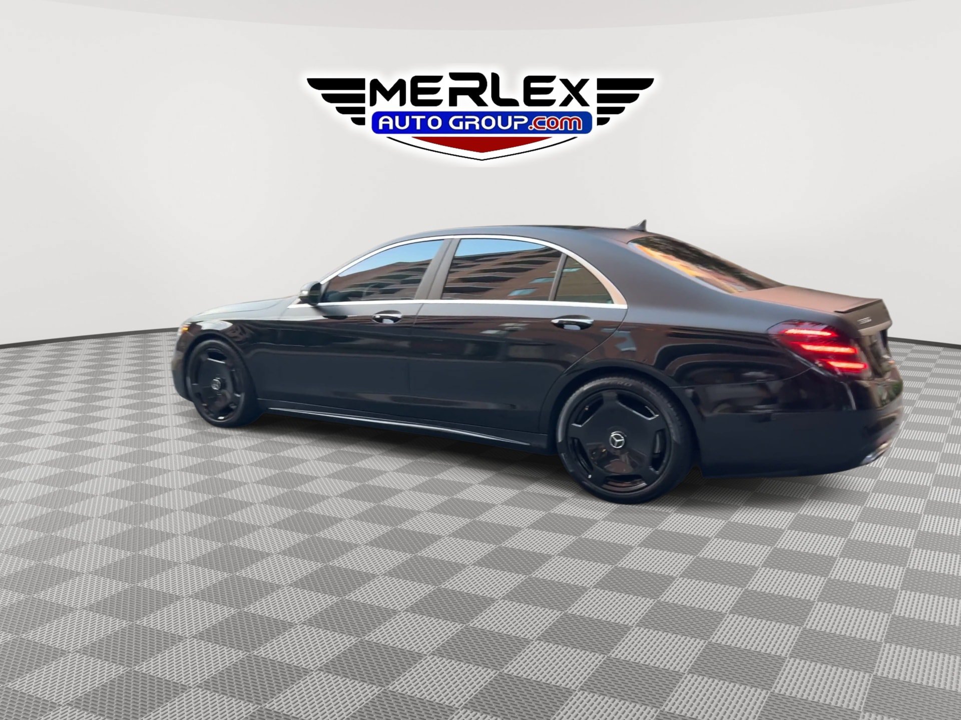 Used 2019 Mercedes-Benz S 560 Sedan image 5