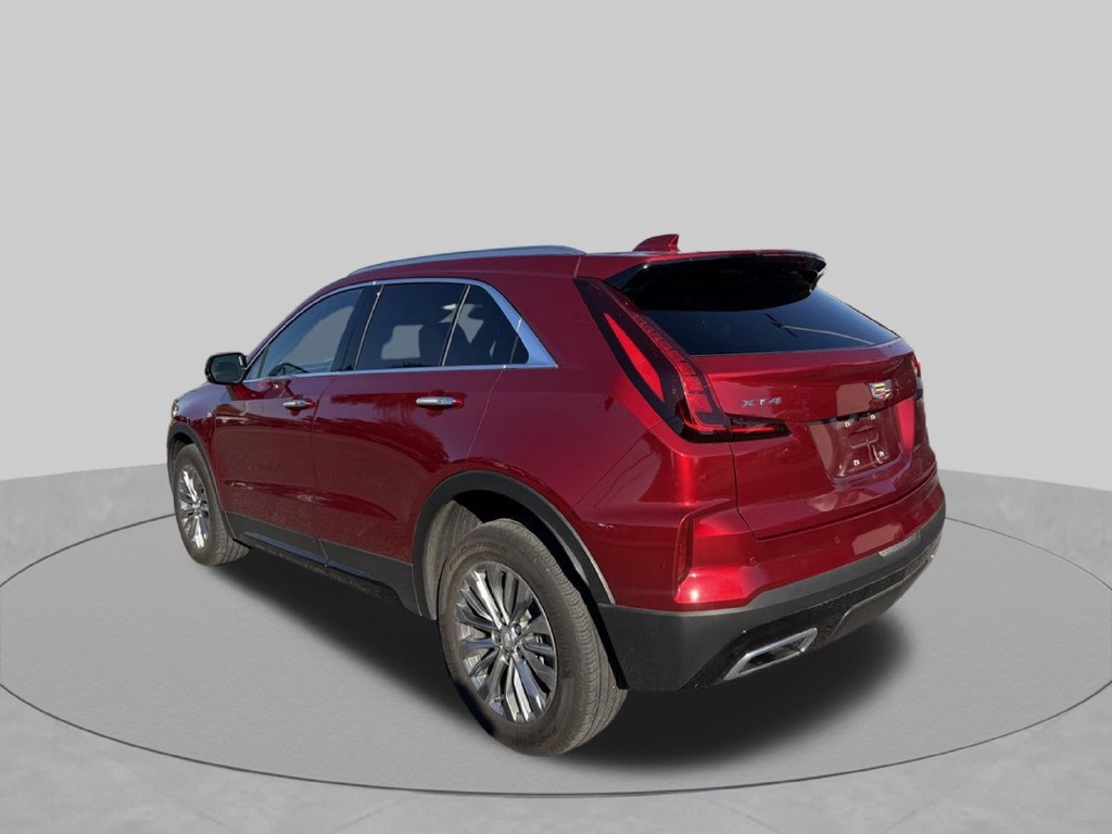 Used 2024 Cadillac XT4 Premium Luxury w/ Technology Package FWD image 8