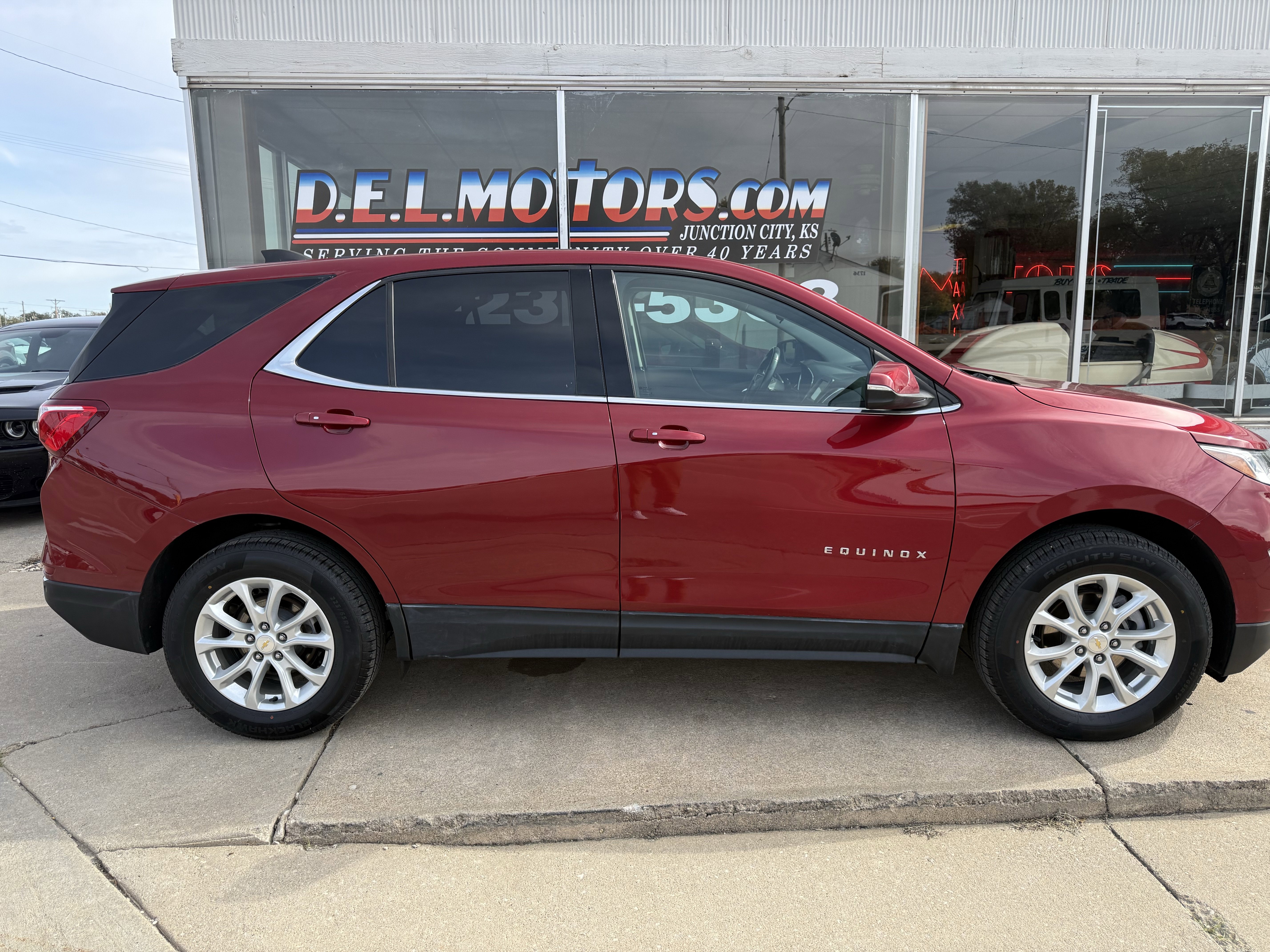 Used 2019 Chevrolet Equinox LT image 9