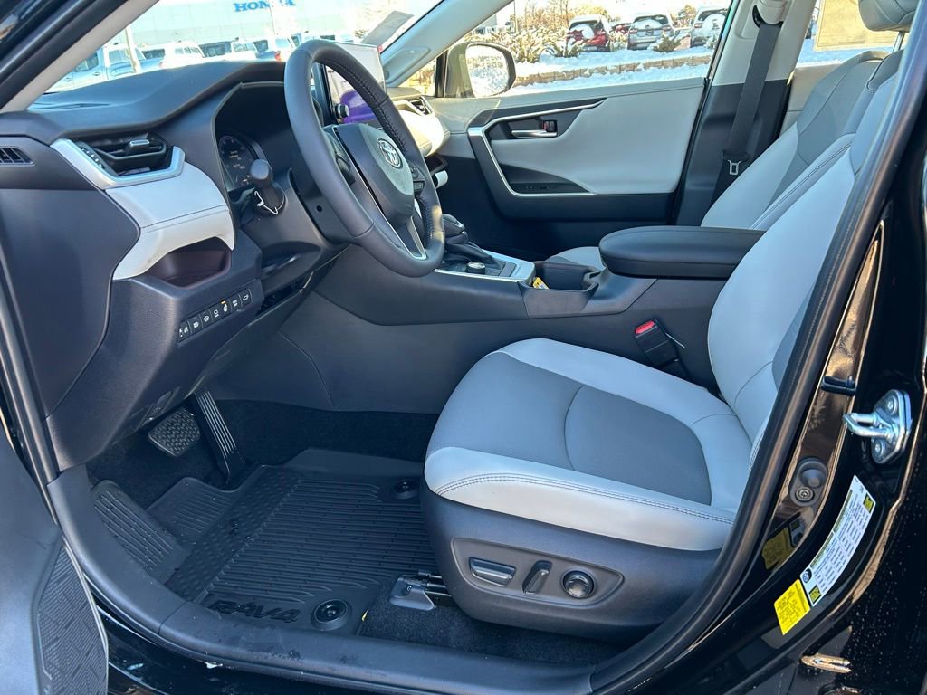 Used 2025 Toyota 4Runner TRD Off-Road Premium image 19