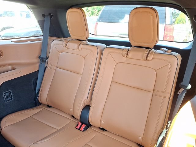 Used 2025 Lincoln Aviator Black Label w/ Black Label Special Edition AWD/4WD image 8