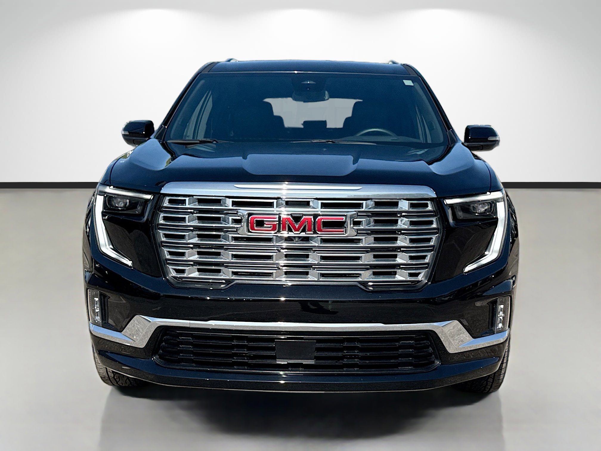 Used 2024 GMC Acadia Denali w/ LPO, Cargo Package image 8