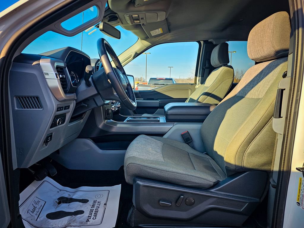 Used 2022 Ford F150 XLT w/ Equipment Group 302A High image 16