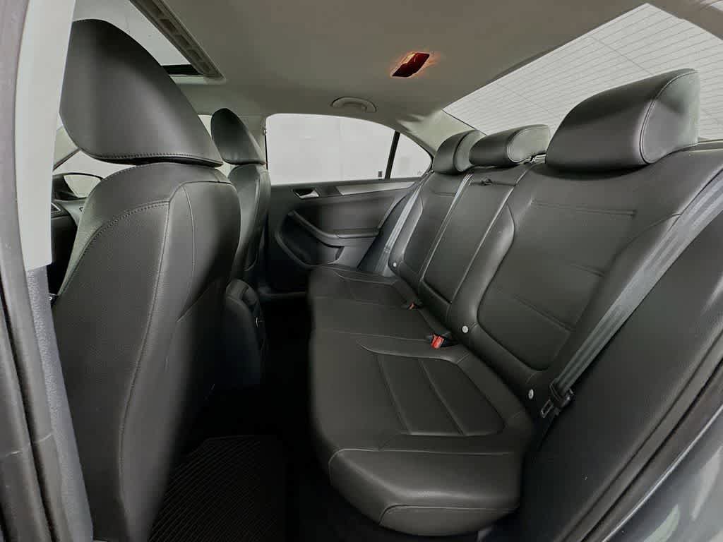 Used 2014 Volkswagen Jetta TDI FWD image 13
