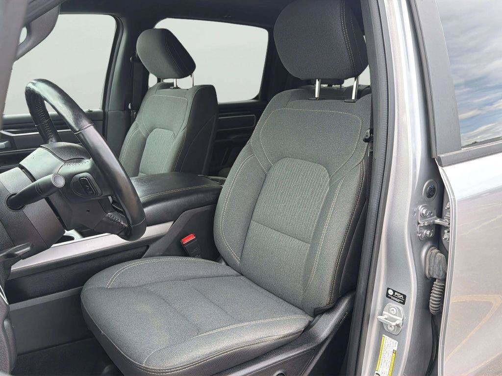 Used 2022 RAM 1500 Big Horn AWD/4WD image 12