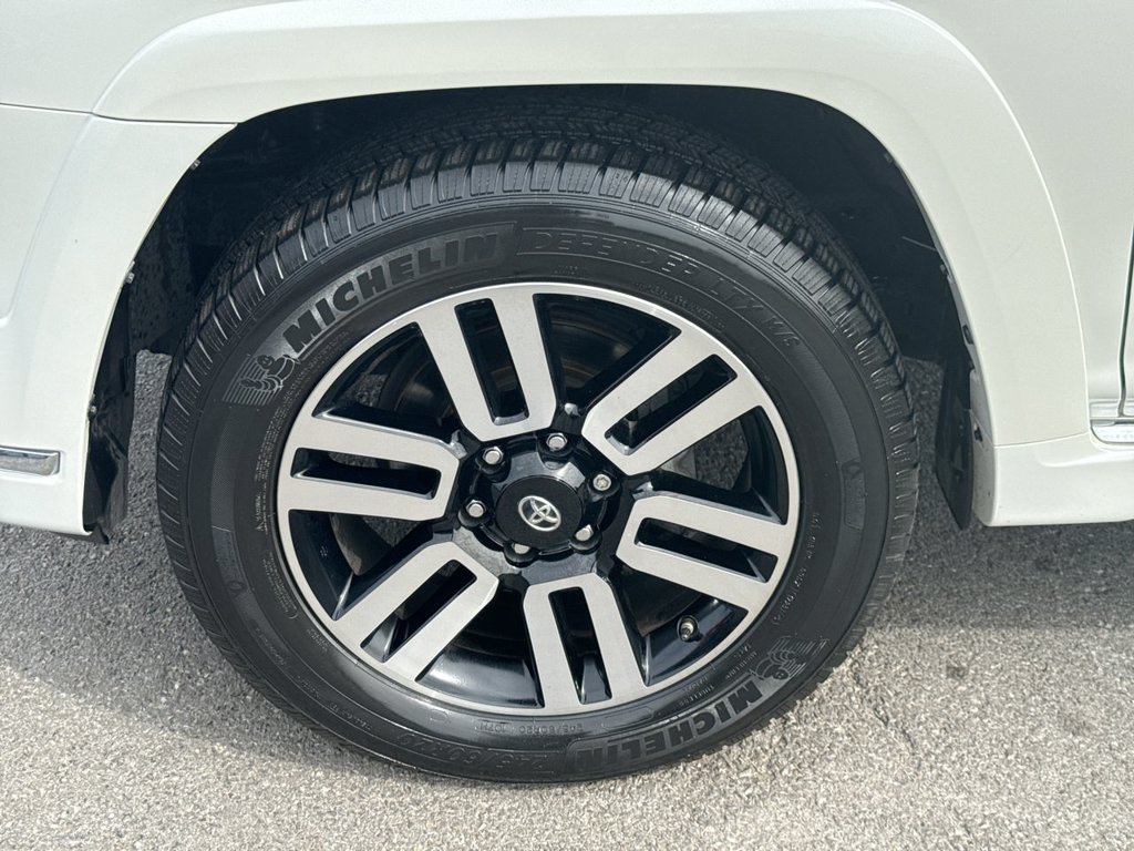 Used 2019 Toyota 4Runner Limited AWD/4WD image 2