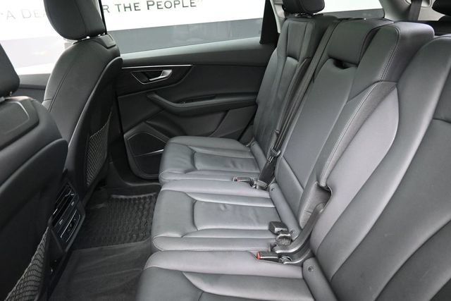 Used 2023 Audi Q7 2.0T Premium Plus w/ Premium Plus Package AWD/4WD image 22