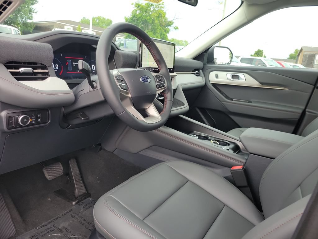 New 2026 Ford Explorer Active w/ Active Comfort Package AWD/4WD image 21