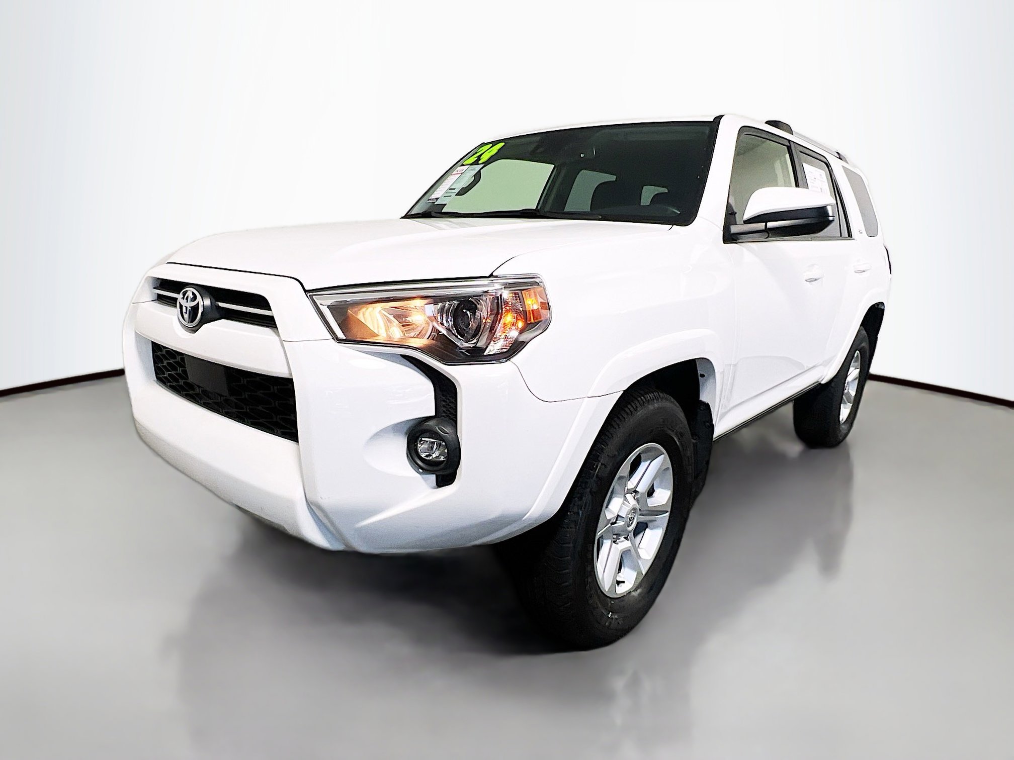 Used 2024 Toyota 4Runner SR5 image 10