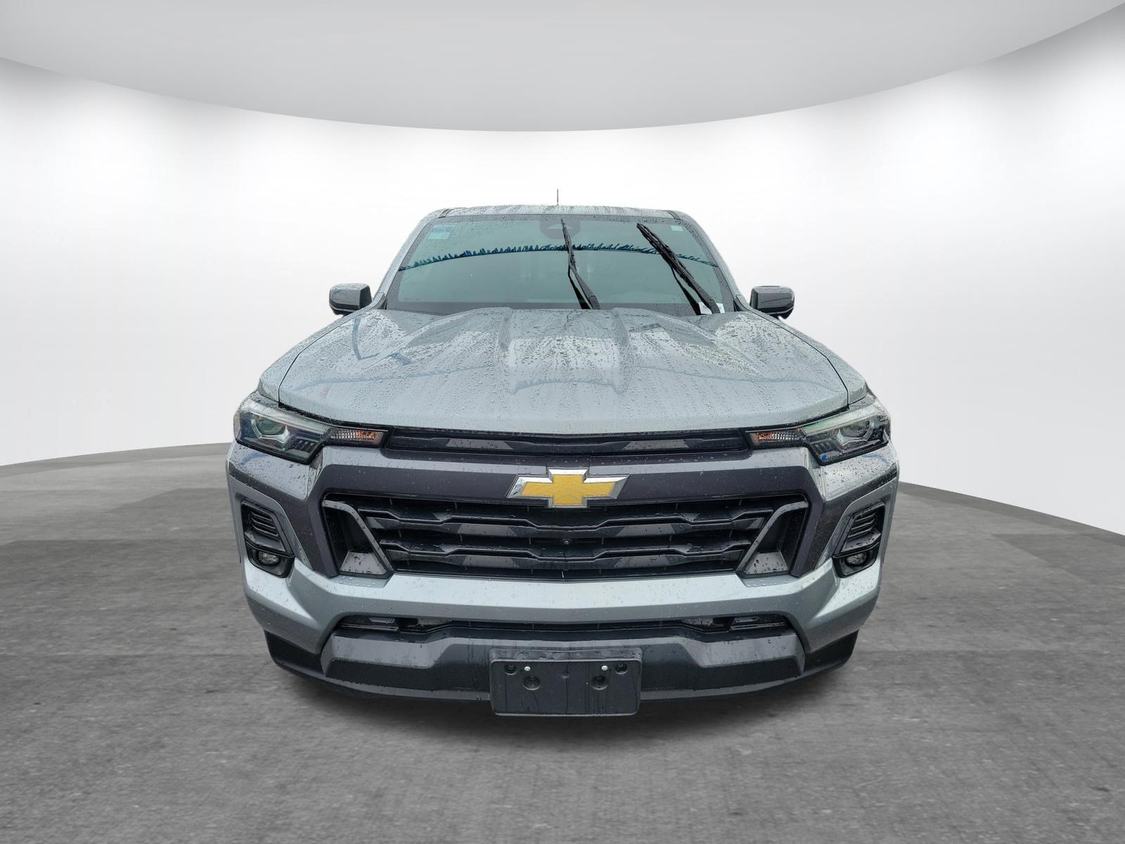 Used 2024 Chevrolet Colorado LT w/ LT Convenience Package III RWD image 2