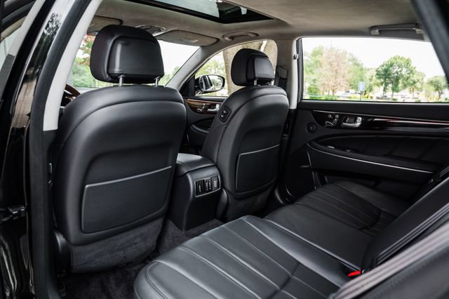 Used 2012 Hyundai Equus Signature RWD image 74