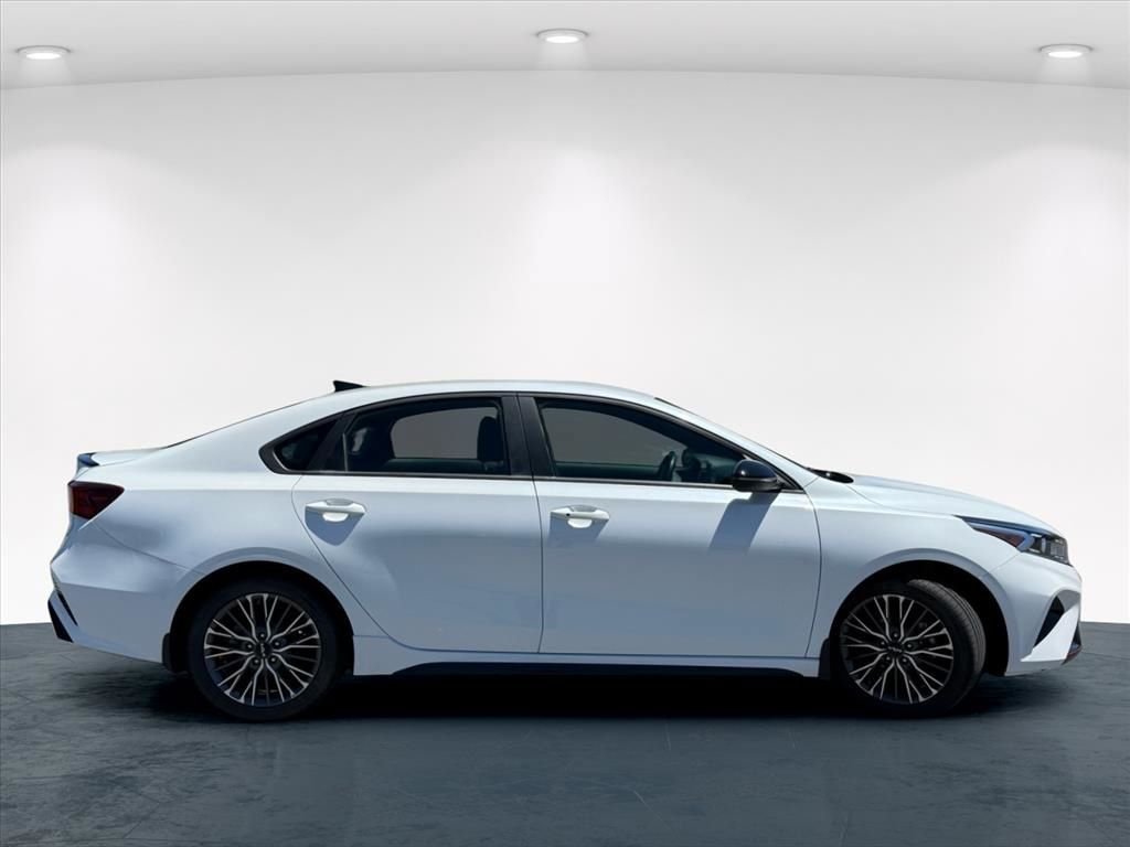 Used 2023 Kia Forte GT-Line FWD image 12