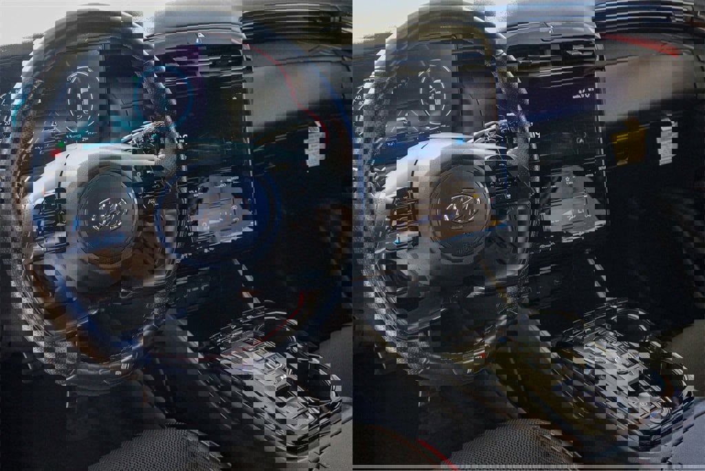 Used 2024 Hyundai Tucson N Line image 9