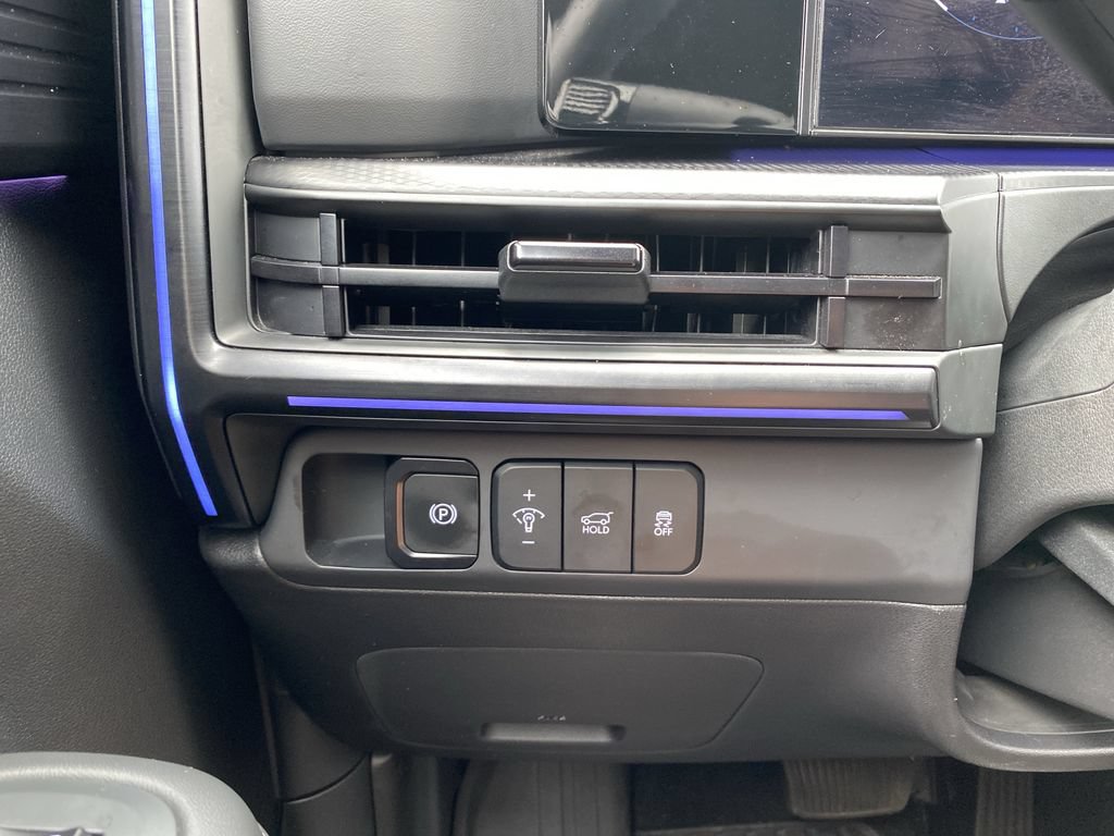 Used 2024 Hyundai Santa Fe Calligraphy FWD image 20