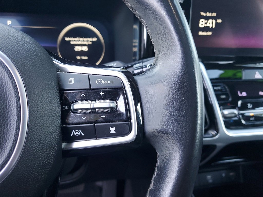 Certified 2023 Kia Sorento SX image 22