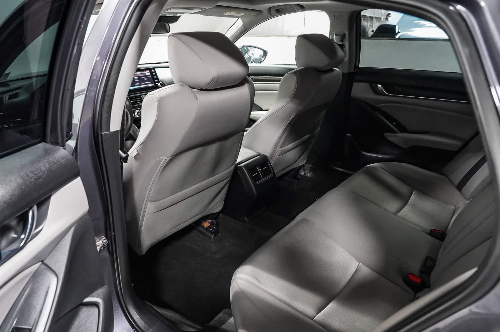 Used 2018 Honda Accord EX image 19