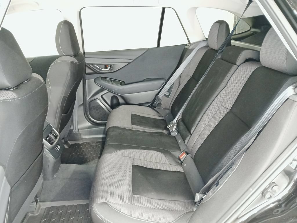 Used 2024 Subaru Outback Premium w/ Popular Package #1A AWD/4WD image 12