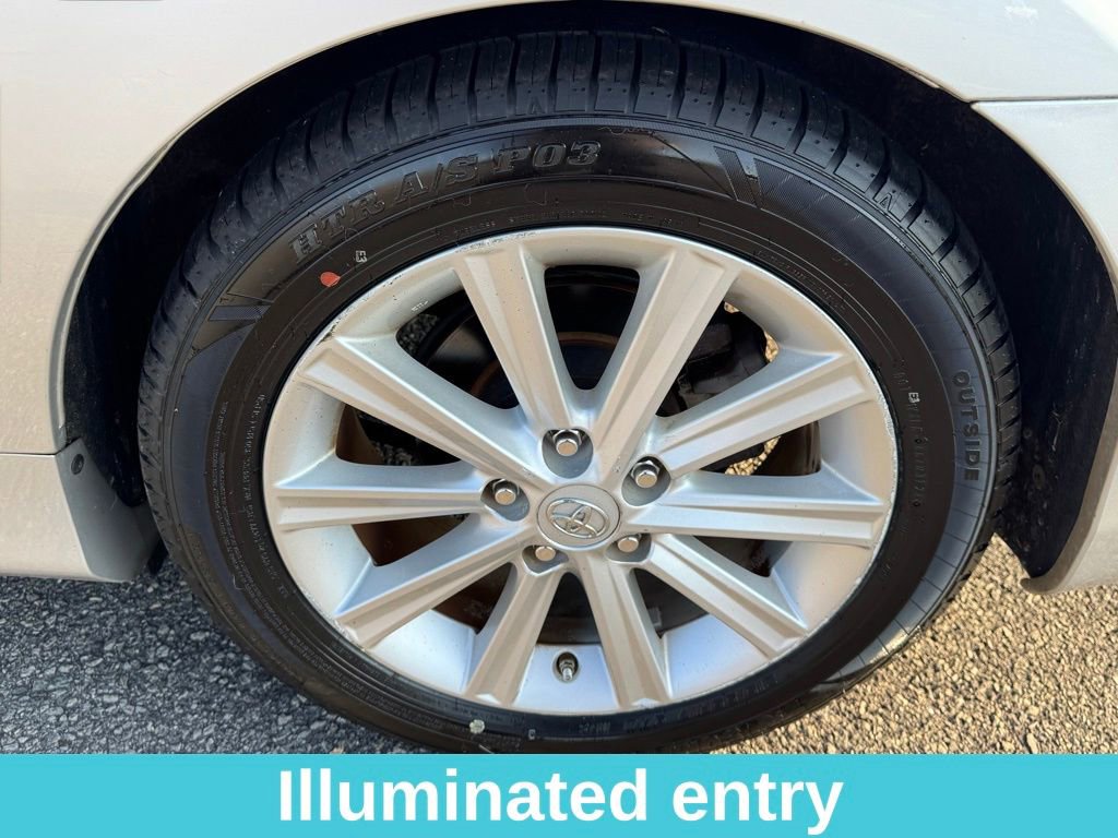 Used 2014 Toyota Camry XLE image 31