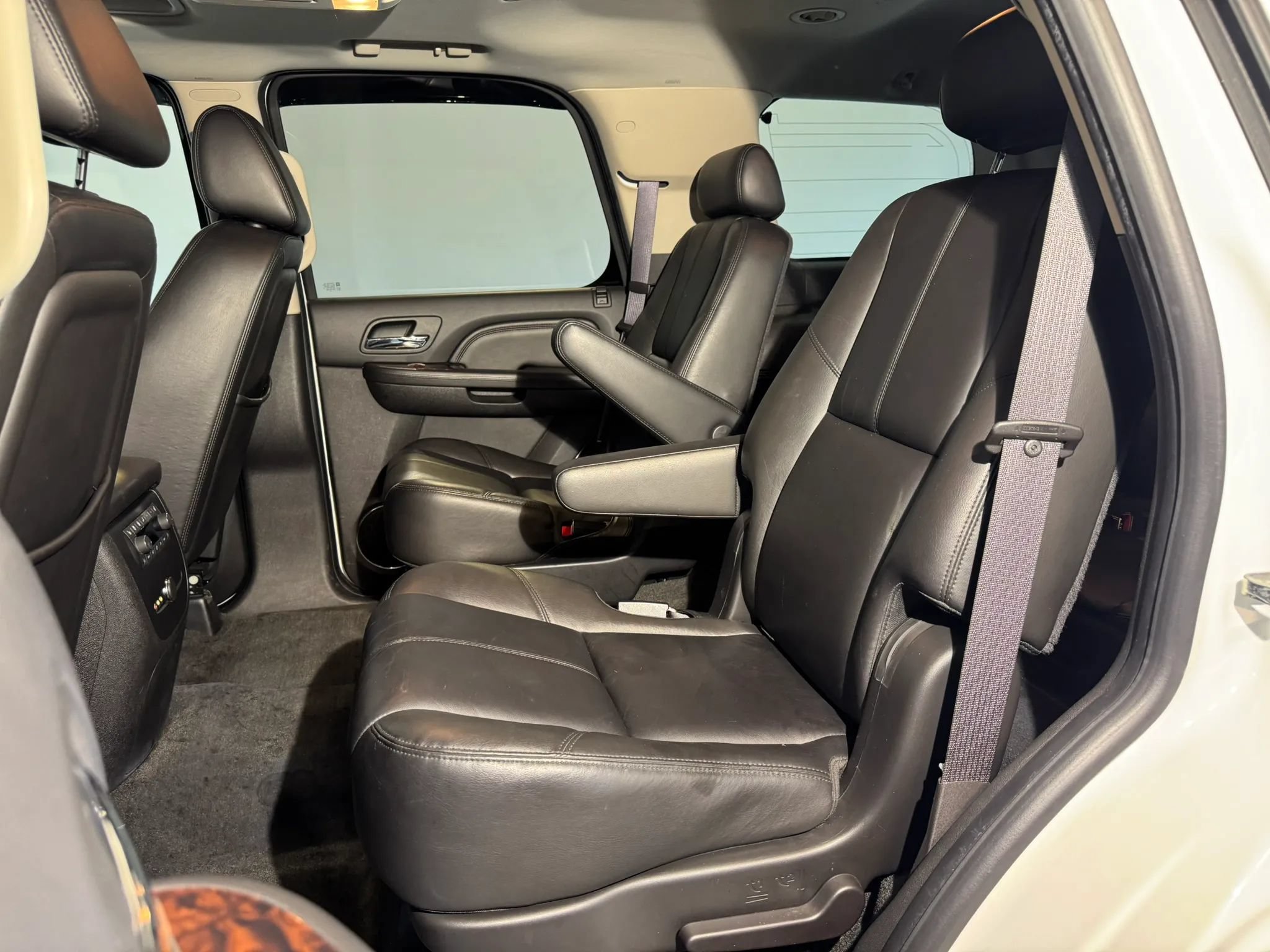 Used 2008 GMC Yukon Denali AWD/4WD image 25