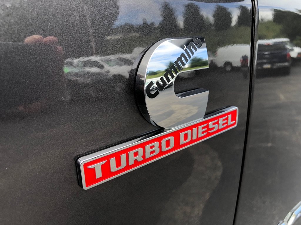 Used 2026 RAM 2500 Laramie AWD/4WD image 15
