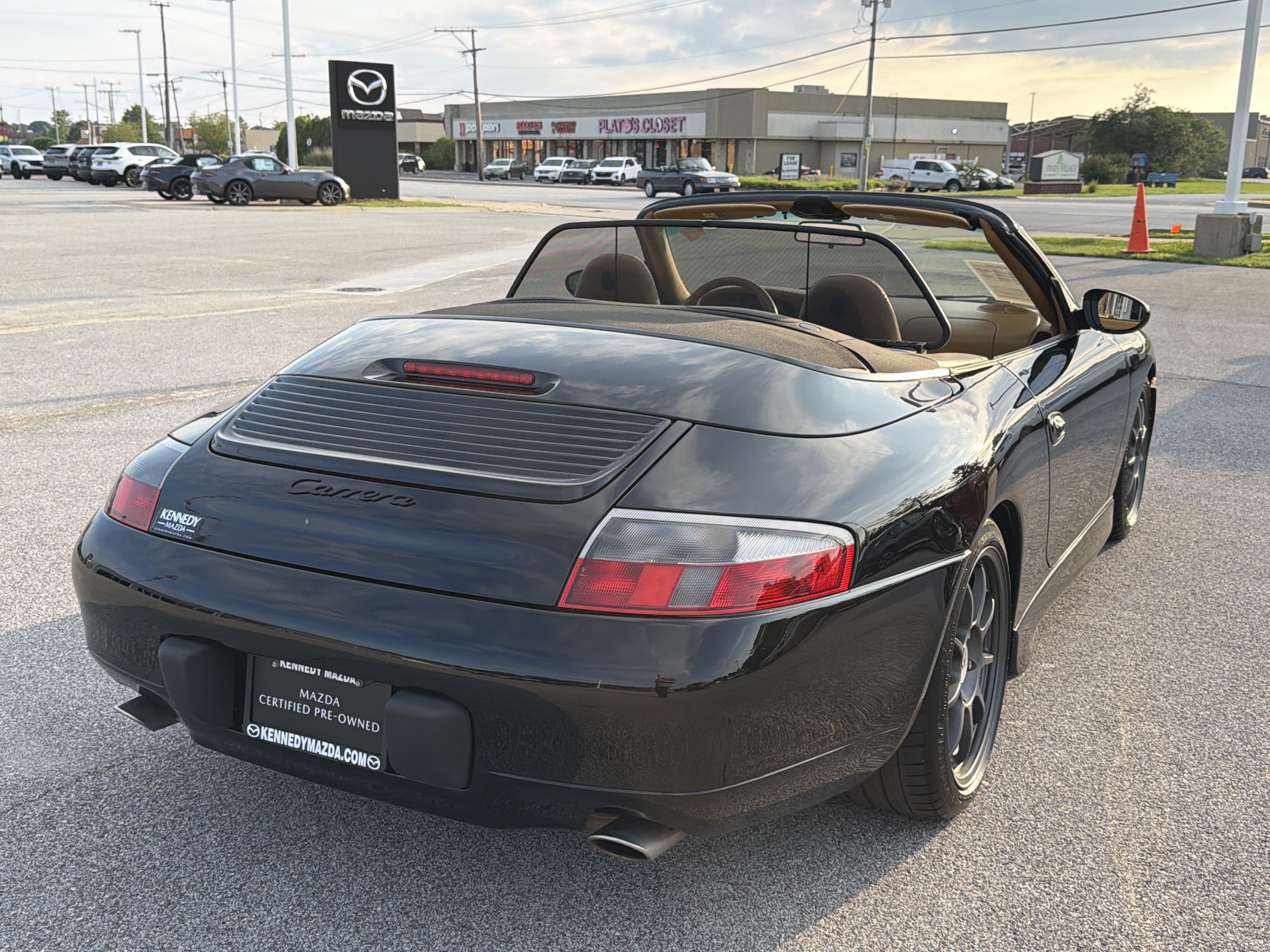 Used 2000 Porsche 911 Carrera RWD image 3