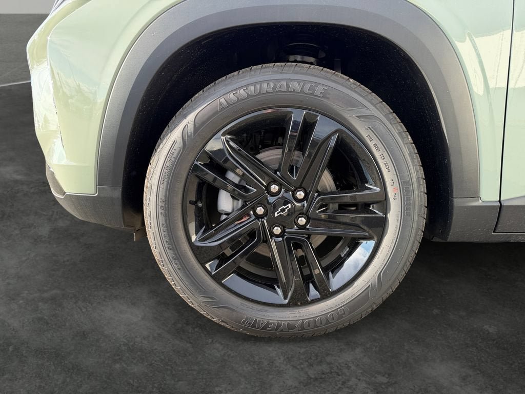 New 2026 Chevrolet Trax ACTIV w/ Driver Confidence Package FWD image 4